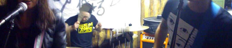 NoFun machen das Barb Wire Dolls Line up komplett